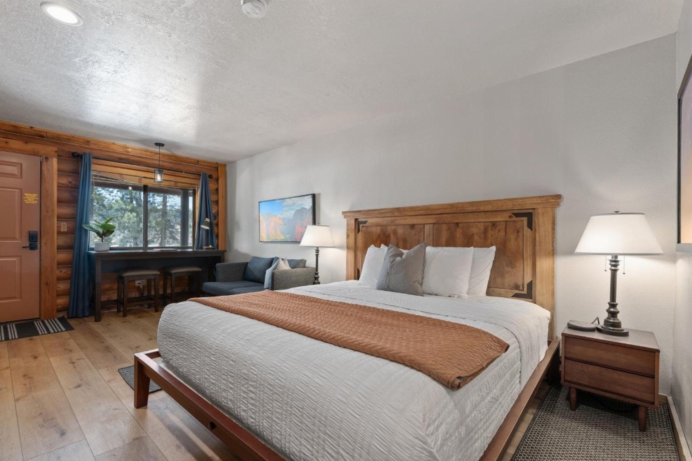 Duck Creek Village Inn Main image